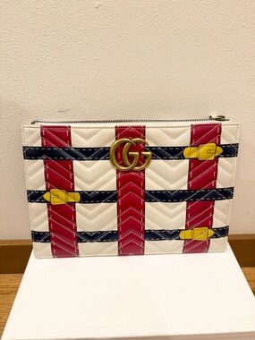 Gucci Matelassé Trompé L'Oeil Print GG Marmont Pouch  Bag